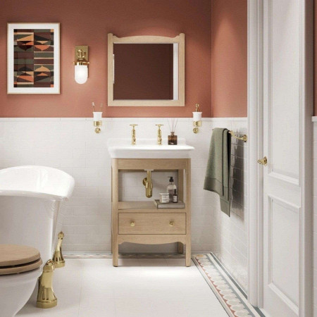 GU6057LOK Burlington Guild Light Oak 600mm Traditional Bathroom Mirror Bathroom Setting