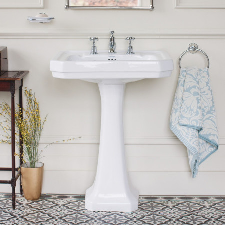 Burlington Victorian 560mm Basin and Standard Pedestal Lifestyle