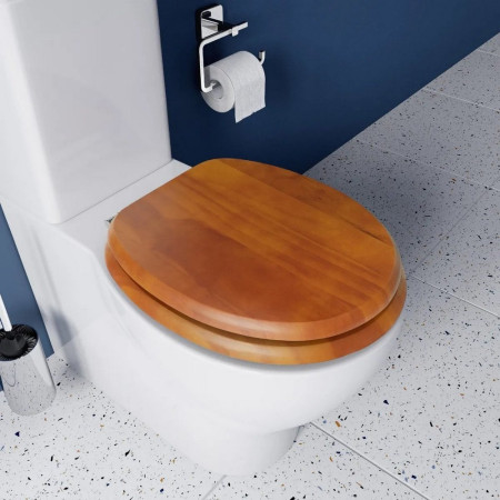 WL515041 Croydex Antique Pine Solid Wood Toilet Seat With Chrome Hinges (5)