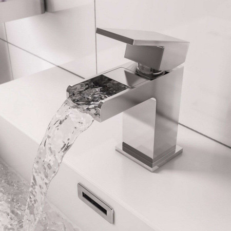 79.1034 Eastbrook Abberton Chrome Basin Mixer with Waste Lifestyle