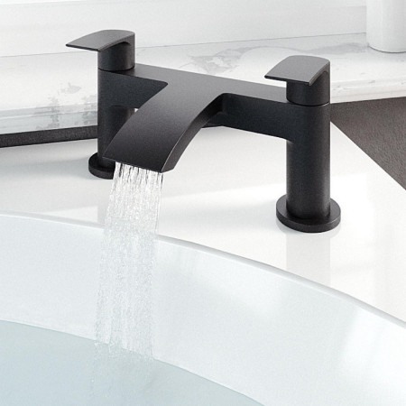 93.1050 Eastbrook Alveston Matt Black Bath Filler Lifestyle