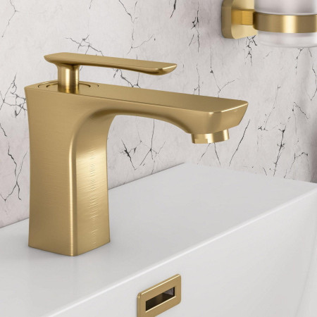93.1021 Eastbrook Helston Brushed Brass Basin Mixer with Waste Lifestyle