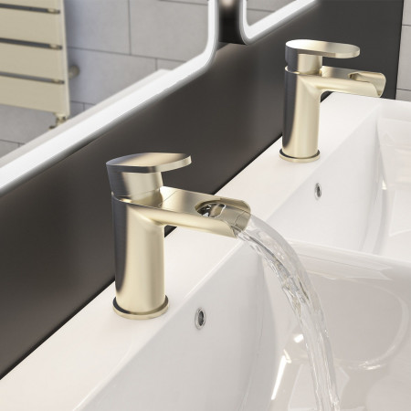 79.1026 Eastbrook Ledwell Brushed Brass Basin Mixer with Waste Lifestyle