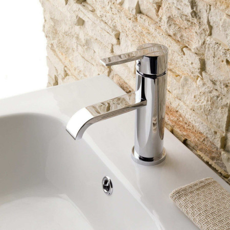 Eastbrook Prado 550 Chrome Basin Mixer with Waste