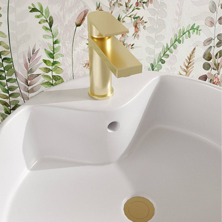 93.1039 Eastbrook Westbury Brushed Brass Basin Mixer with Waste Lifestyle