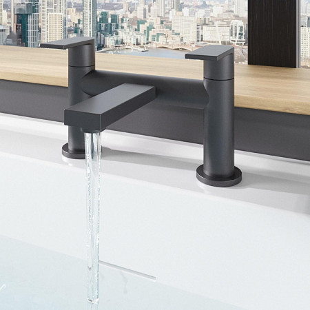 93.1037 Eastbrook Westbury Matt Black Bath Filler Lifestyle