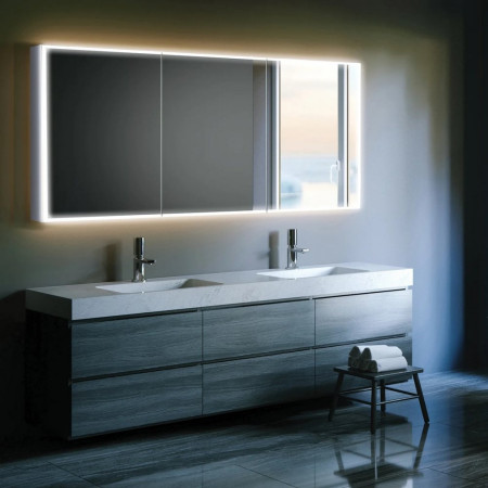 HIB Qubic 120 LED Aluminium Triple Door Cabinet