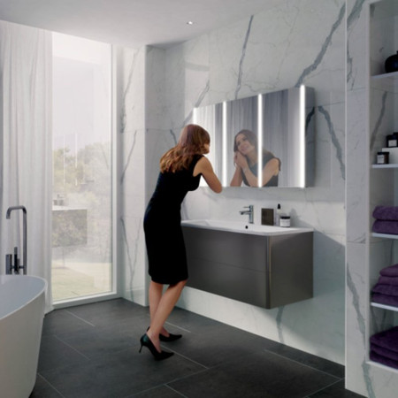 HIB Xenon 120 LED Aluminium Illuminated Bathroom Cabinet Room Setting