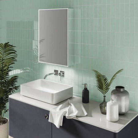HiB Exos 50 Illuminated Mirror Bathroom Cabinet Room Setting