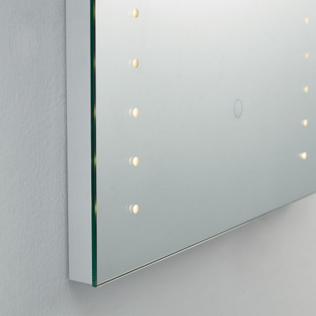 LE5070 Kartell Clearlook Lechlade 500 x 700mm Mirror Closeup