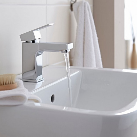 TAP060EMJ Kartell Element Mono Basin Mixer with Click Waste Bathroom Setting
