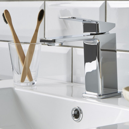 0FTAP51 Kartell Fine Chrome Mono Basin Mixer with Waste Lifestyle