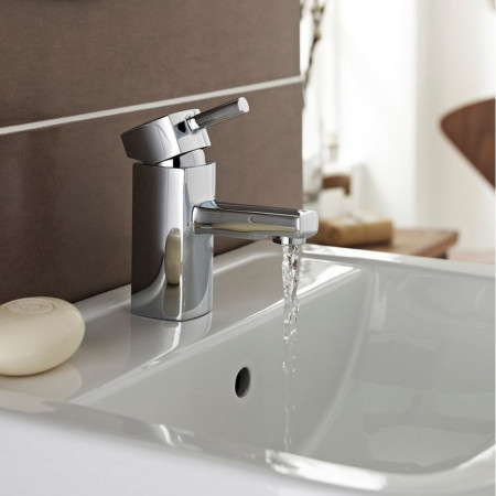 TAP120MOJ Kartell Mode Mono Basin Mixer Bathroom Setting