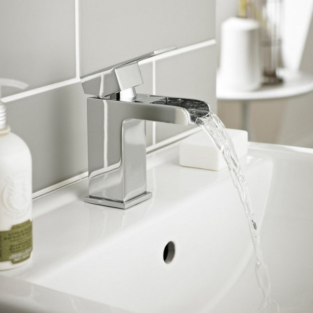 TAP034PH Kartell Phase Mini Mono Basin Mixer with Click Waste (2)