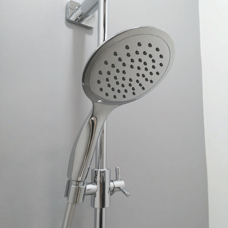 CA722TTN Kinedo Kineprime Glass 900 x 900mm Corner Pivot Shower Cubicle Handset