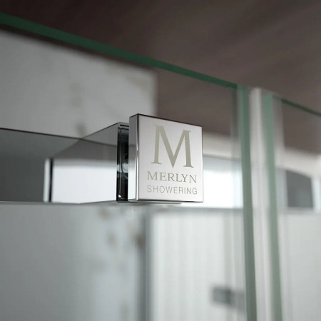 A0611X0 Merlyn 8 Series Frameless 900mm Hinge & Inline Shower Door Badge Close Up
