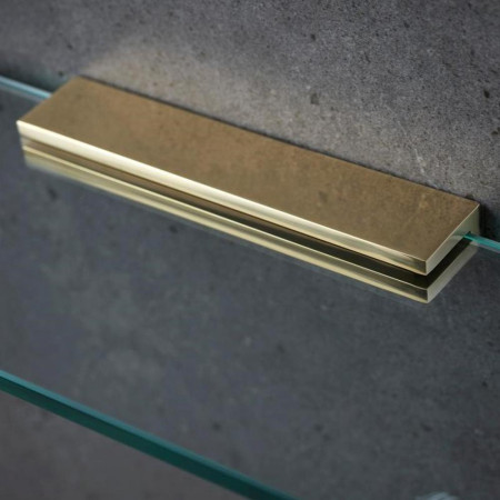 810260/8102MP Miller 600mm Classic Glass Shelf with Polished Untreated Brass Fixing Bracket Close Up
