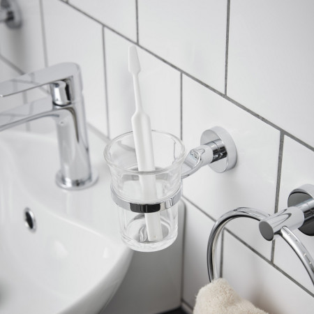 8703C Miller Bond Tumbler Holder Lifestyle