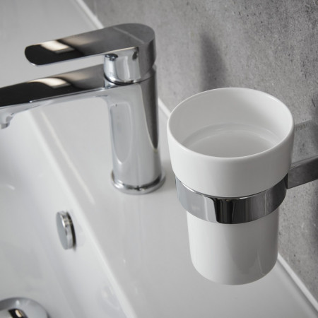 8103C Miller Boston Tumbler Holder Lifestyle