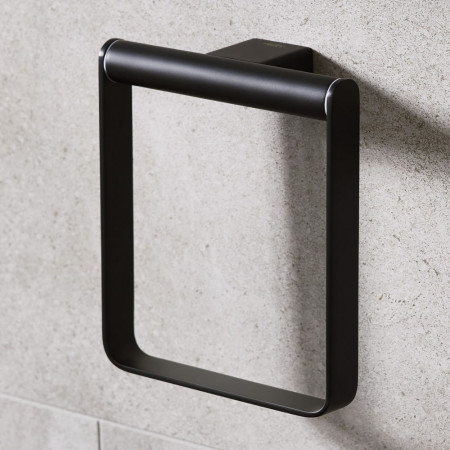 Miller Miami Black Towel Ring