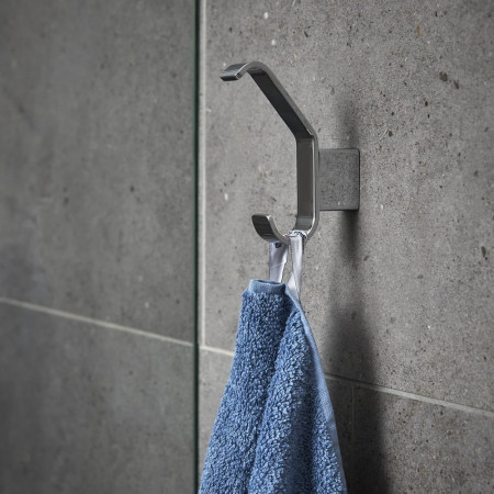 8212C Miller Orlando Robe Hook Lifestyle
