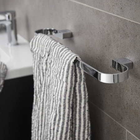 8206C Miller Orlando Towel Rail Lifestyle