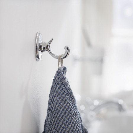 611C Miller Stockholm Single Hook with Bathroom Towel