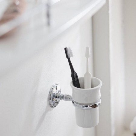 613C Miller Stockholm Tumbler Holder Lifestyle