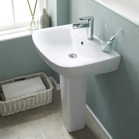 NCG400 Nuie Ava 545mm 1TH Basin and Pedestal Close Up