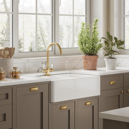 BU131AF32D Nuie Butler 795 x 500mm White Fireclay Full Weir Double 1TH Sink & Overflows with Brushed Brass Tap