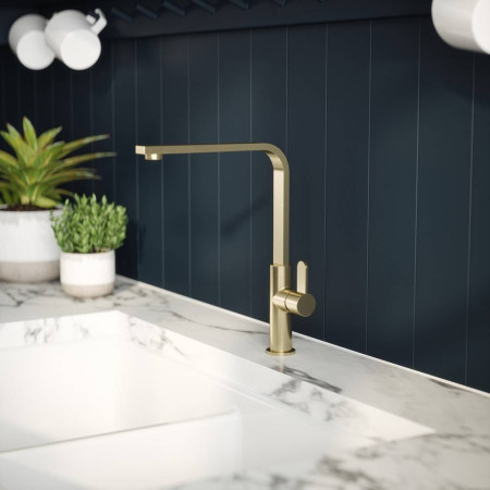 KCH805SL Nuie Churni Mono Single Lever Kitchen Tap in Brushed Brass (4)