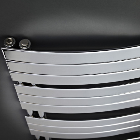 HL336 Nuie Elgin Chrome 1080 x 550mm Curved Heated Towel Rail Close Up