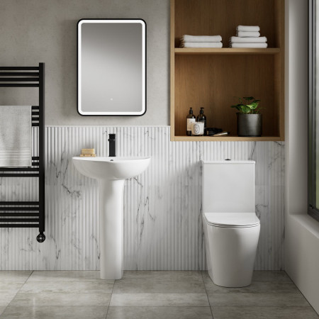 NCG651 Nuie Fenton Rimless Close Coupled WC Pan and Seat Lifestyle