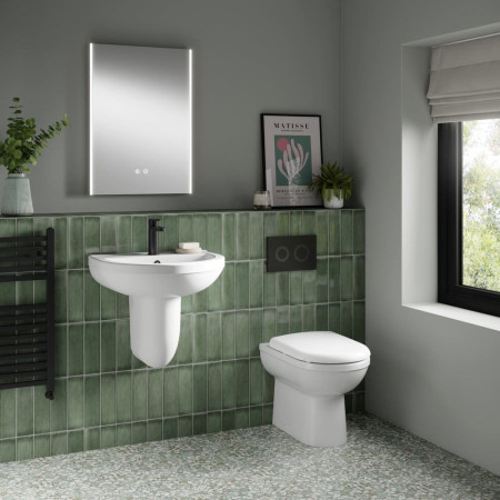 NCS286 Nuie Ivo Back To Wall Pan Lifestyle