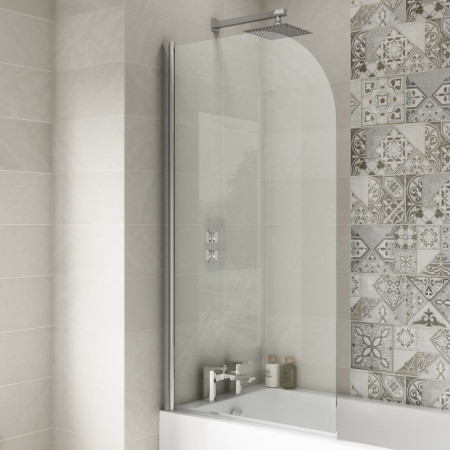 NSS1 Nuie Pacific Polished Chrome 6mm Round Hinged Bath Screen Bathroom Setting