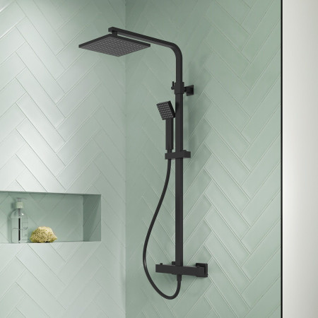 JTY486 Nuie Windon Square Thermostatic Bar Shower with Telescopic Kit Black Bathroom Setting