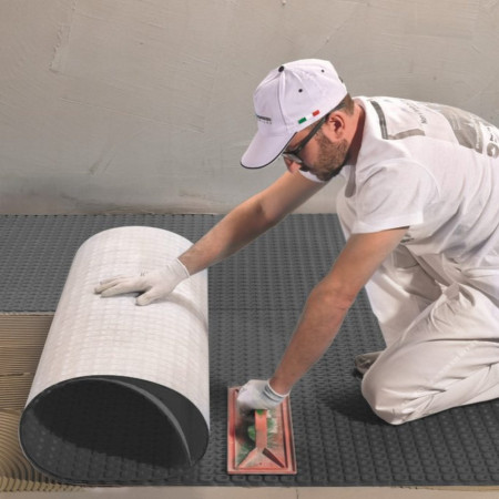 VAUFMR005 Vantara 5m2 Underfloor Heating Membrane Roll Installation