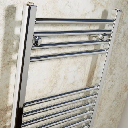 VAAURC120050 Vantara Aurelius Straight Chrome 1200 x 500mm Towel Radiator Close Up