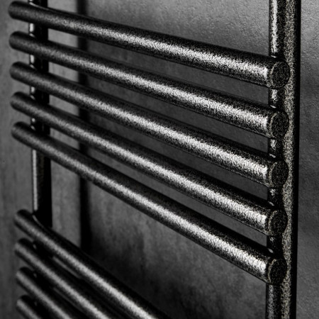 VAVRNL14005005422 Vantara Verona Lux Hammered Silver 1355 x 496mm Towel Radiator Close Up
