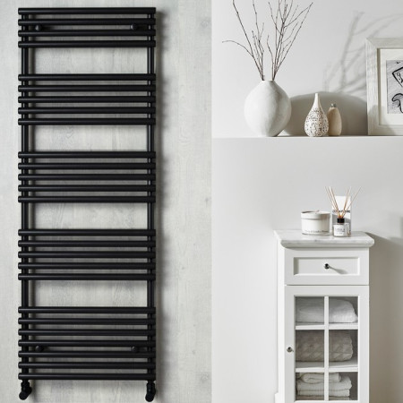 Vantara Verona Lux Matt Black 1355 x 596mm Towel Radiator