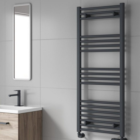 CPO1040AF Reina Capo 1000 x 400mm Anthracite Flat Heated Towel Rail (2)