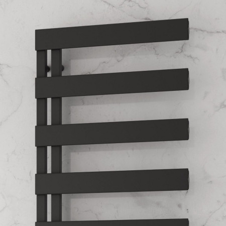 A-CPN1515SK Reina Carpena 1510 x 500mm Black Aluminium Heated Towel Rail Close Up