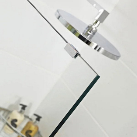 Roman Decem 830mm Hinged Bath Screen Closeup