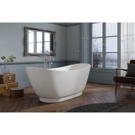 Royce Morgan Quartz Freestanding Bath Full Image
