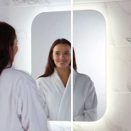 AURA-800X600SHVR Scudo Aura LED 800 x 600mm Mirror with Demister Pad and Shaver Socket (2)