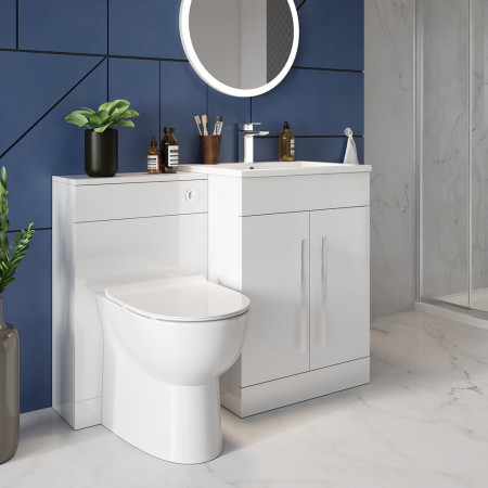 BELINI005/999-SEAT-SLIM Scudo Belini Rimless Back to Wall Pan and Soft Closing Seat Lifestyle