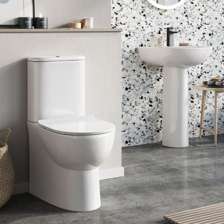 BELINI009/BELINI002/999-SEAT-SLIM Scudo Belini Rimless Closed Back Pan with Cistern and Soft Closing Seat Lifestyle