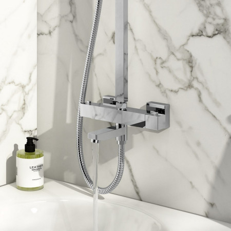 SHOWER012S Scudo Block Square Rigid Riser Shower with Bath Filler (2)