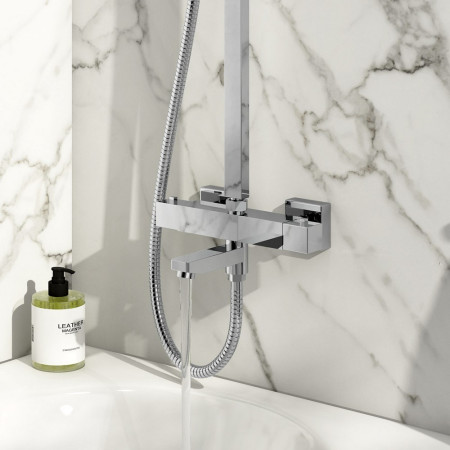 SHOWER012S Scudo Block Square Rigid Riser Shower with Bath Filler Close Up