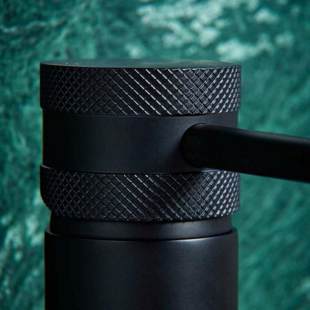 NU-002 Scudo Core Mono Basin Mixer in Black Handle Cross Hatch Diamond